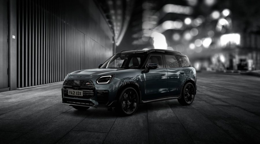 Відчуй драйв з MINI Cooper Countryman Shadow Edition 2026