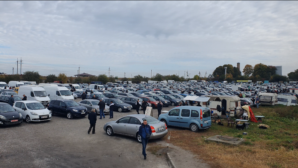 Автобазар Рівне