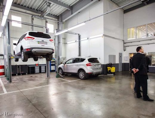 Автоцентр FORD Чернівці