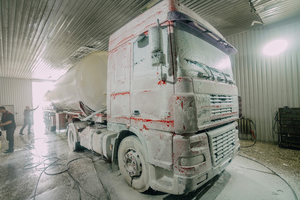 Автомийка TIR LIQUI MOLY для легкових і вантажних авто.
