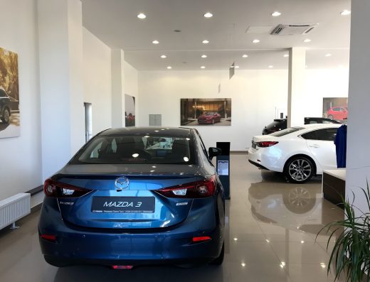 Автосалон Mazda