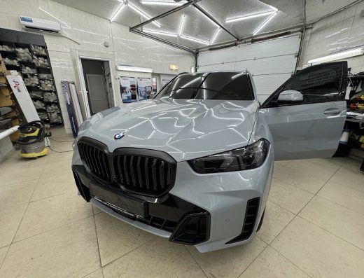 Black Style – тонування вікон авто, антихром, ремонт і полірування скла, антигравійні і вінілові плівки, хімчистка салону