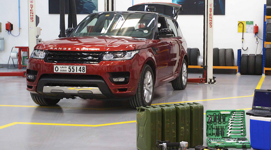 Новий Range Rover Sport готується подолати пустелю “Empty Quarter” 2013
