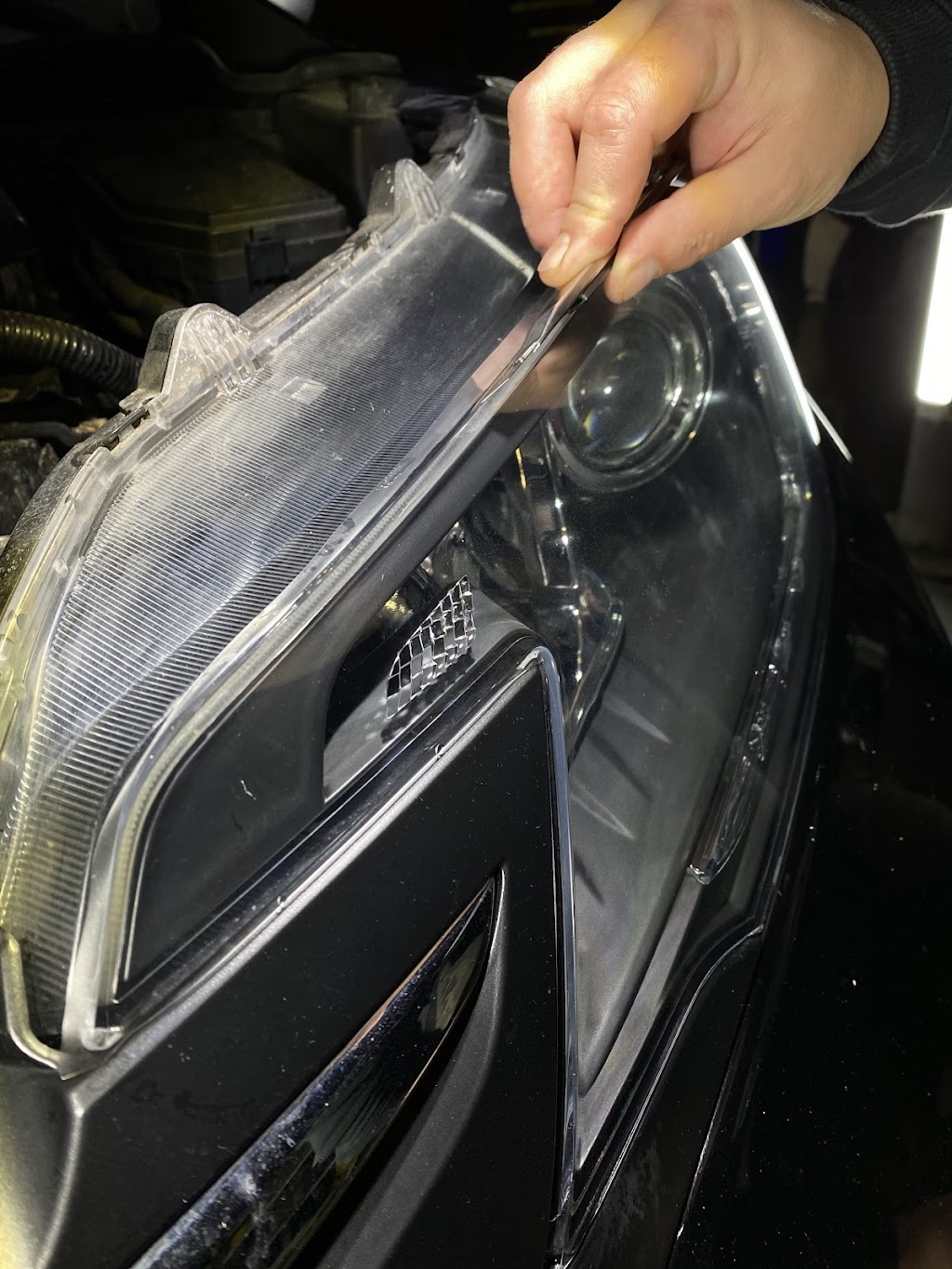Car-Bro Detailing – Детейлінг центр, догляд за авто, захист авто, захисна плівка на авто, поліуретан, вініл