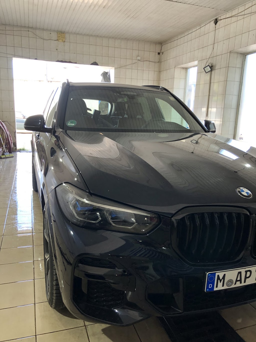 Crystal Car Вінниця,автомийка,хімчистка,полірування скла