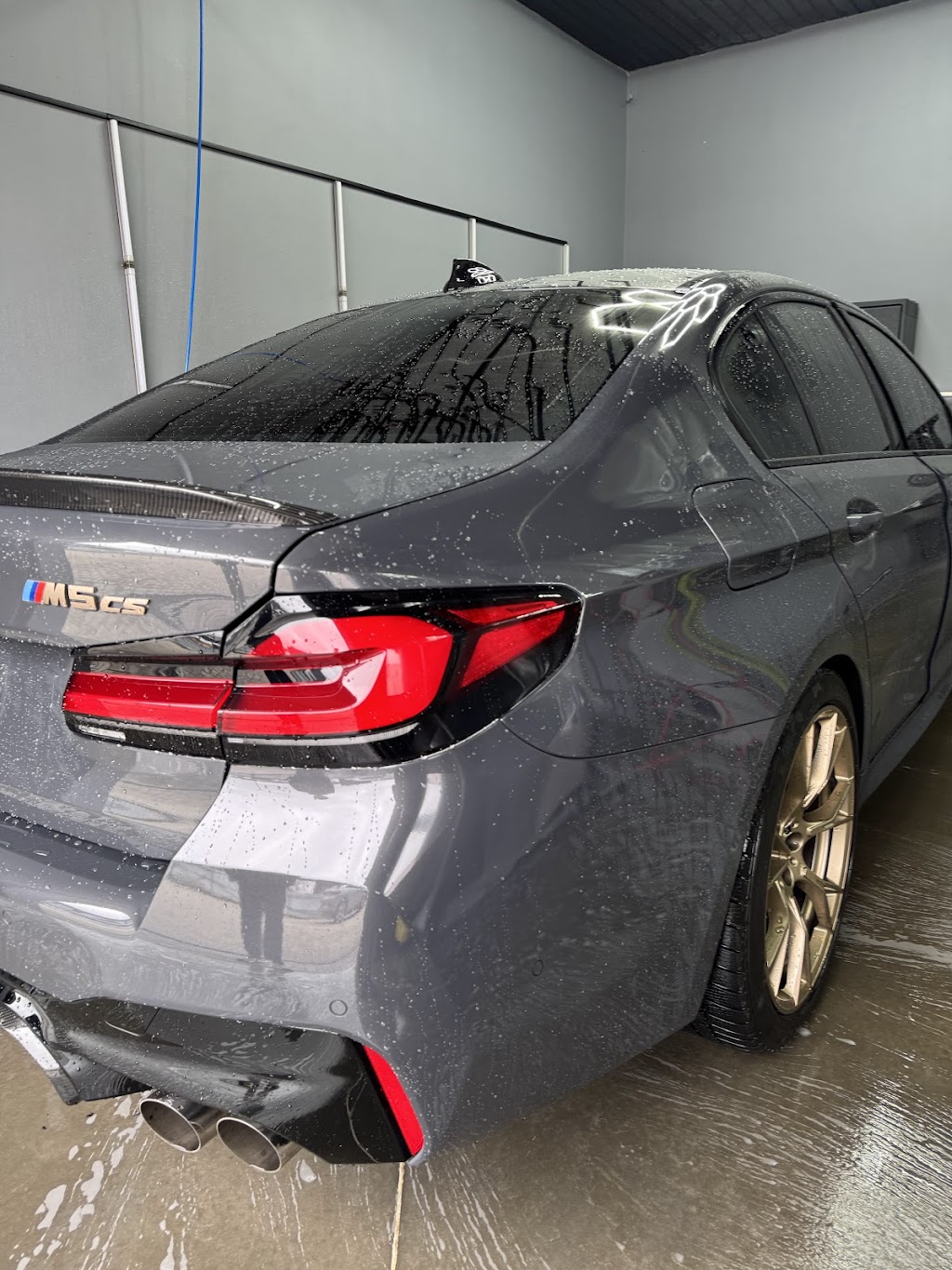 Crystal CarWash Studio