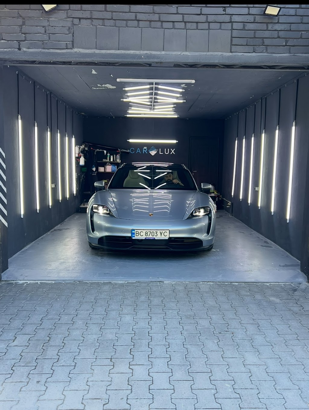 Полірування кузову авто | CarLux | Детейлінг Львів | Хімчистка салону авто |