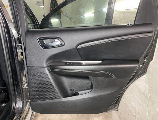 Detail Club F&P -Тонування авто ,Хімчистка салону, Полірування кузова ,фар , розбір та сушіння салону . Чищення дренажів