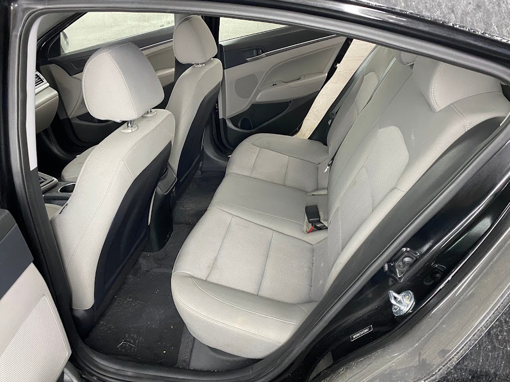Detail Club F&P -Тонування авто ,Хімчистка салону, Полірування кузова ,фар , розбір та сушіння салону . Чищення дренажів