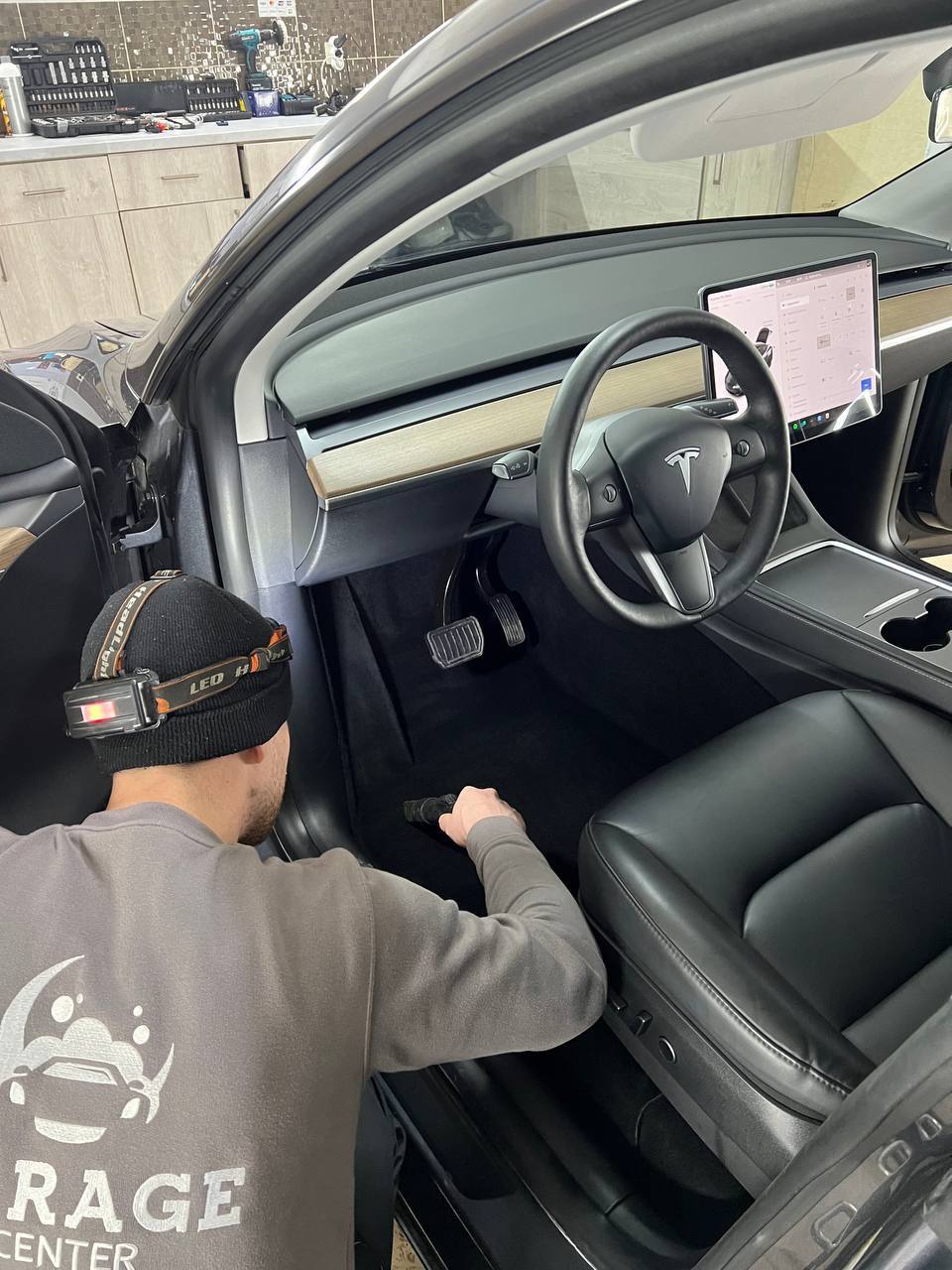 Garage Centr Хімчистка Поліровка