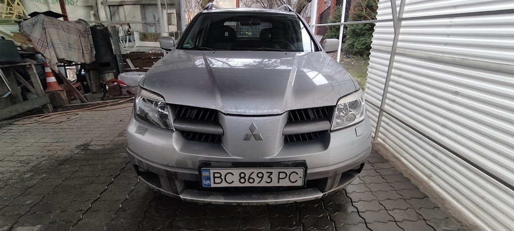 Garage_32 – детейлінг студія фар 🚘
