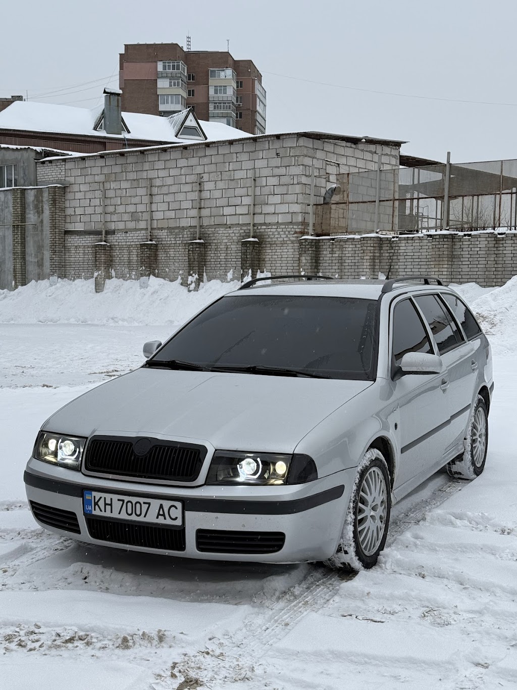 Kraft Detailing Studio-Тонування/Тонировка