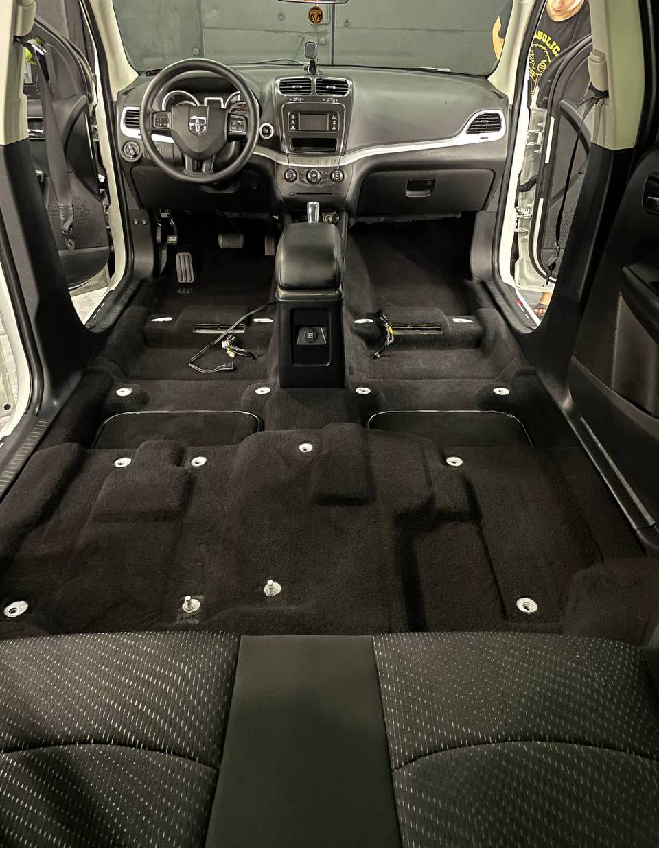PEAK SHINE DETAILING