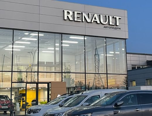 RENAULT Чернівці – Автоподіум