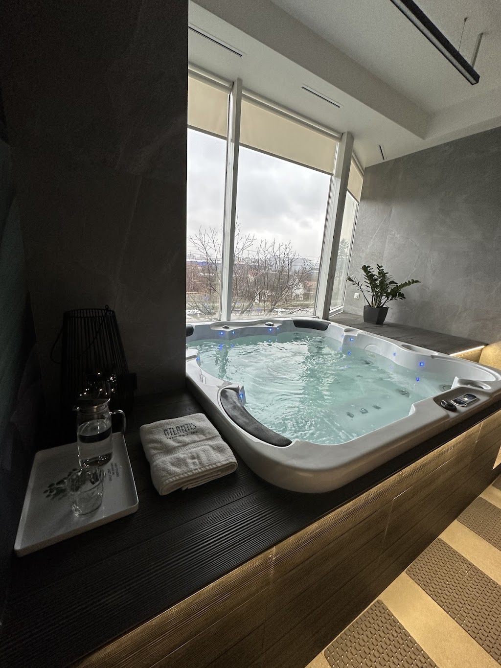 Спа салон “ATLANTIS PREMIUM SPA”