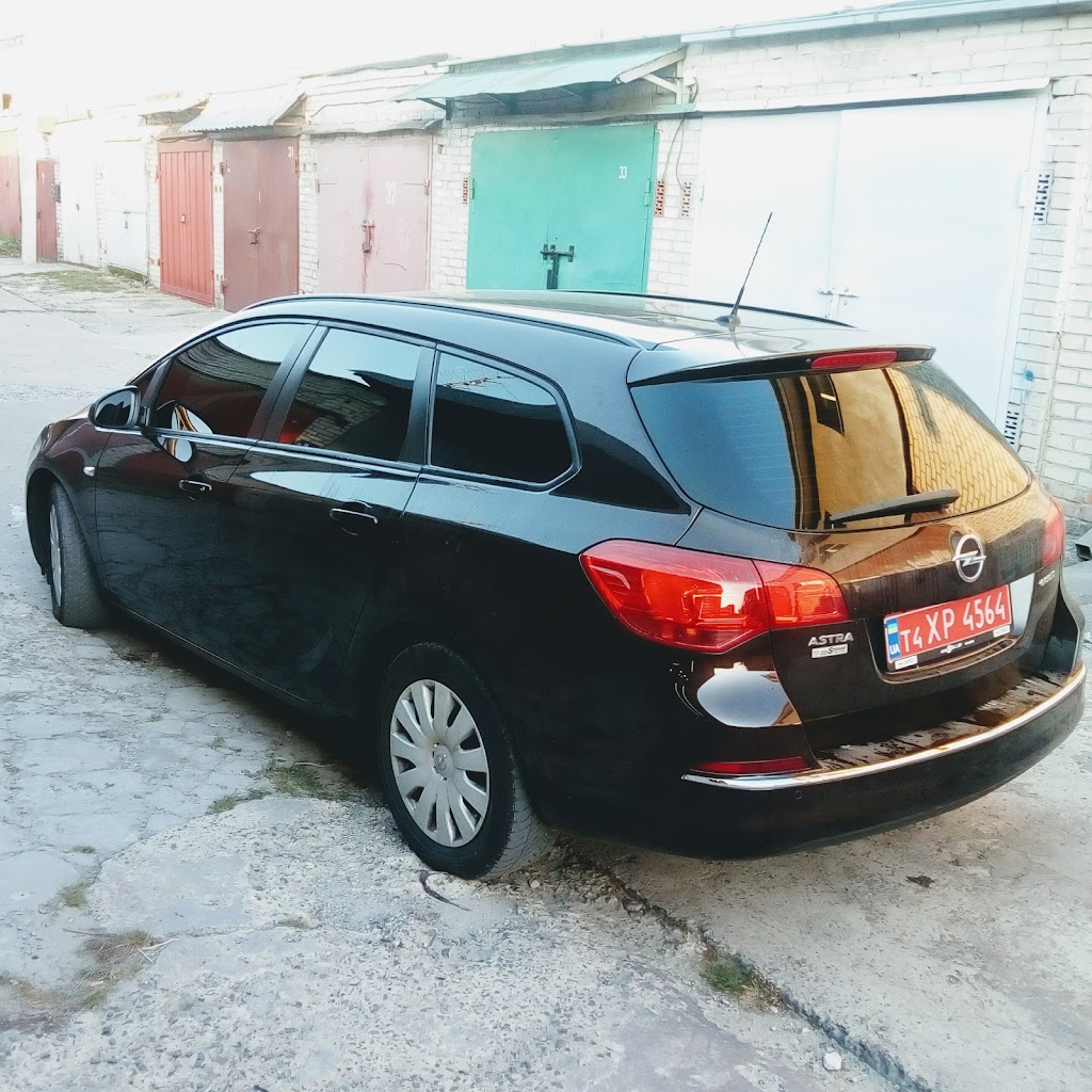 Тонування авто скла Луцьк