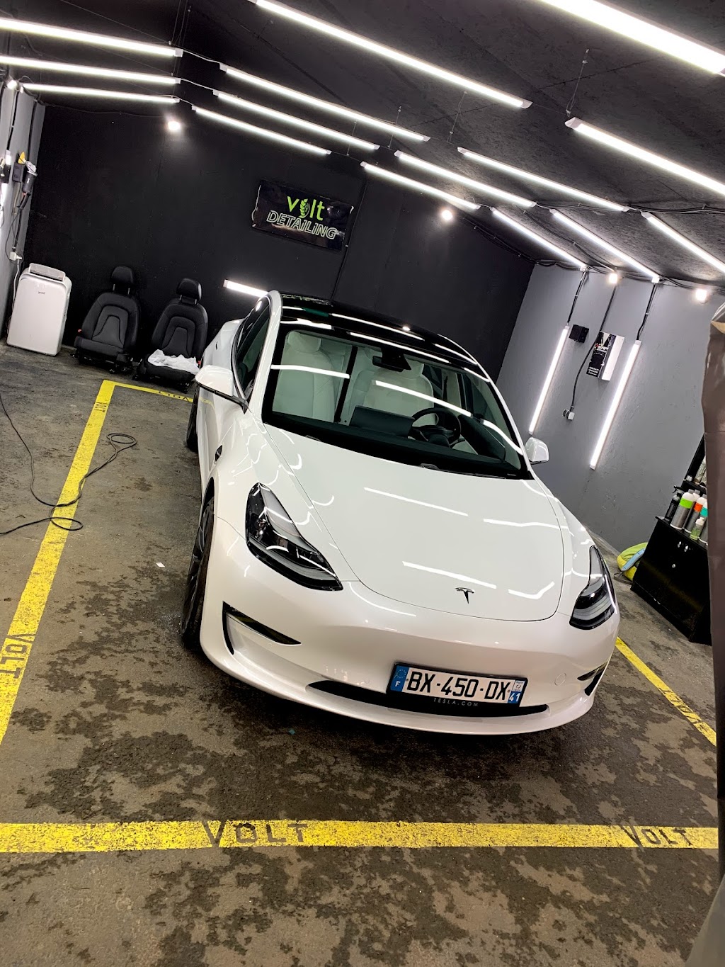 VOLT DETAILING Детейлінг студія Івано-Франківськ Коновальця 148б