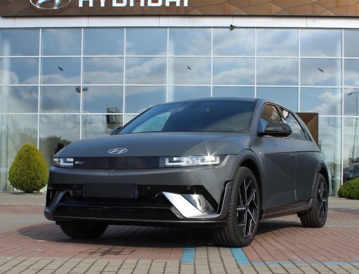 Автосалон Hyundai на Городоцькій, 306 “Арія Моторс”