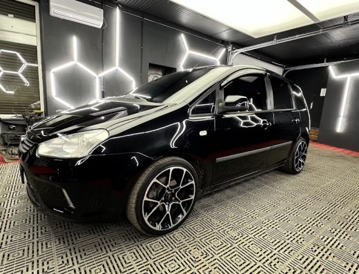 K&L Detailing Garage