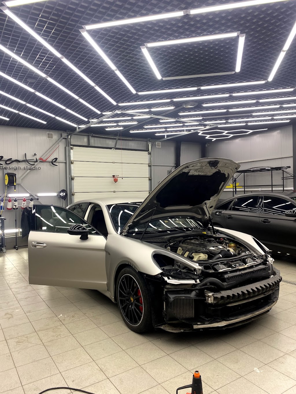 AvesAuto – автомобільні плівки & детейлінг
