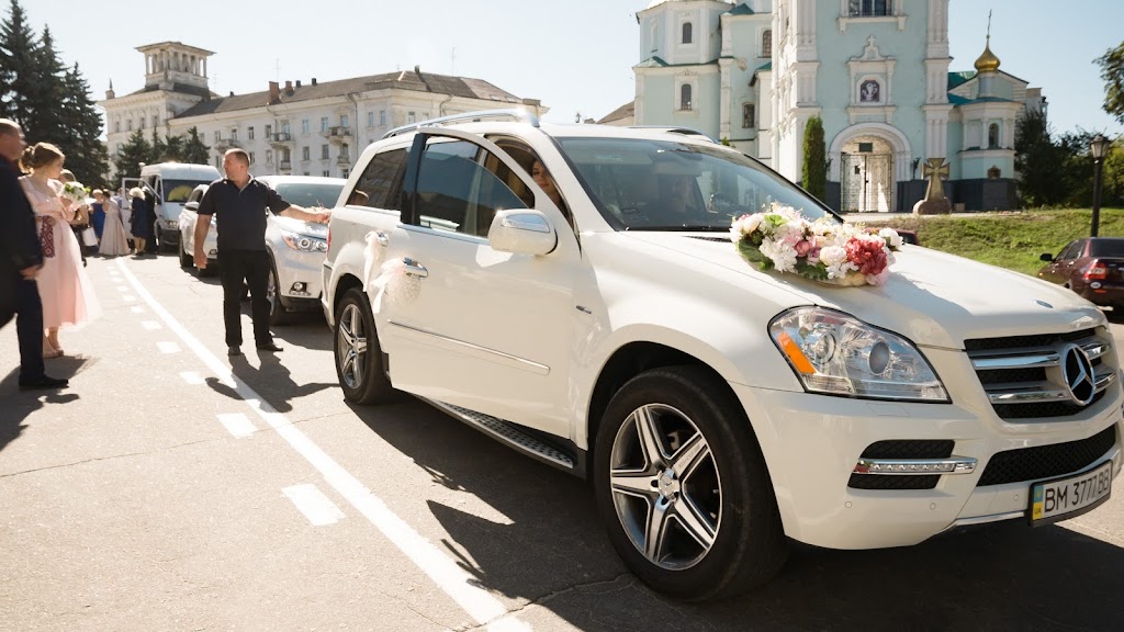Авто на весілля в Сумах.Sumy_autorent