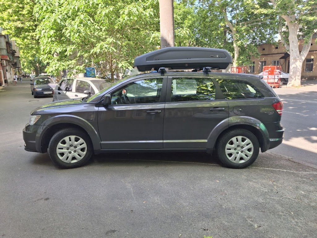 Avtobagazhniki magazin Carstyle v Odesse, Thule, Terra Drayv, Terra Drive.