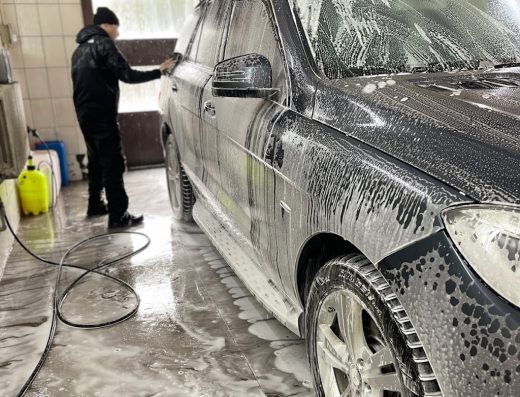 Автомийка Шиномонтаж на Голоско