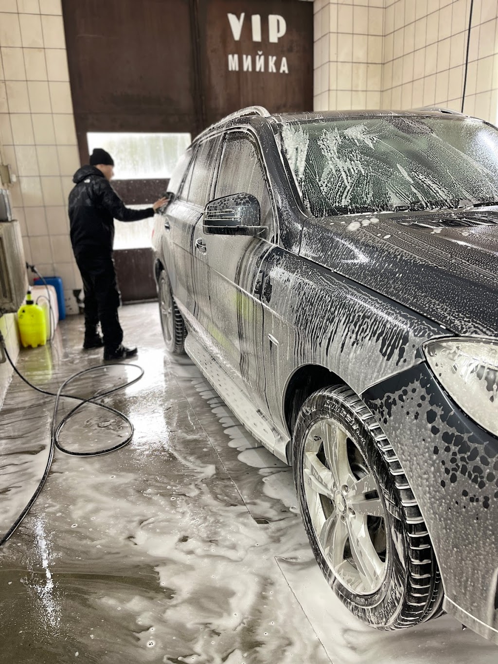 Автомийка Шиномонтаж на Голоско