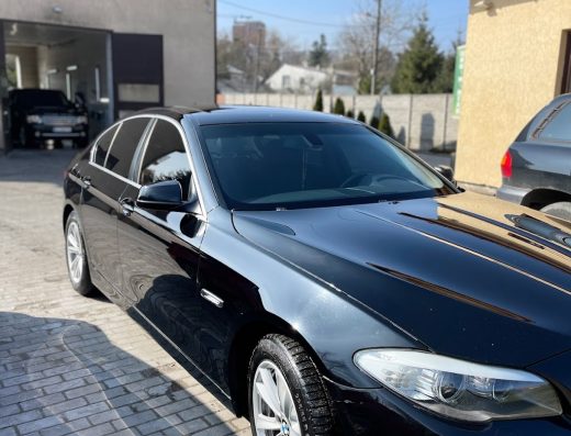 Автомийка Шиномонтаж на Голоско