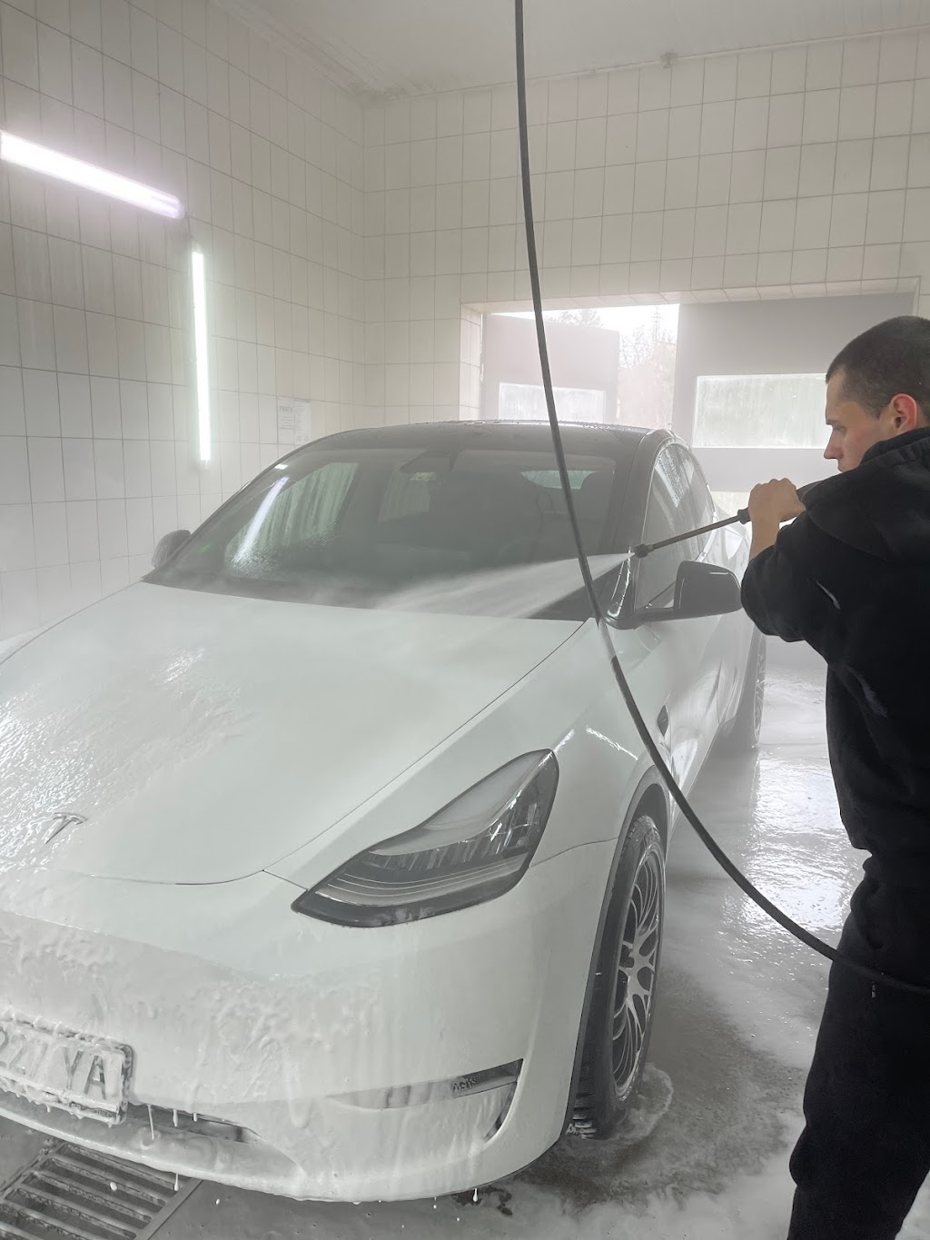 Автомийка Шиномонтаж на Голоско