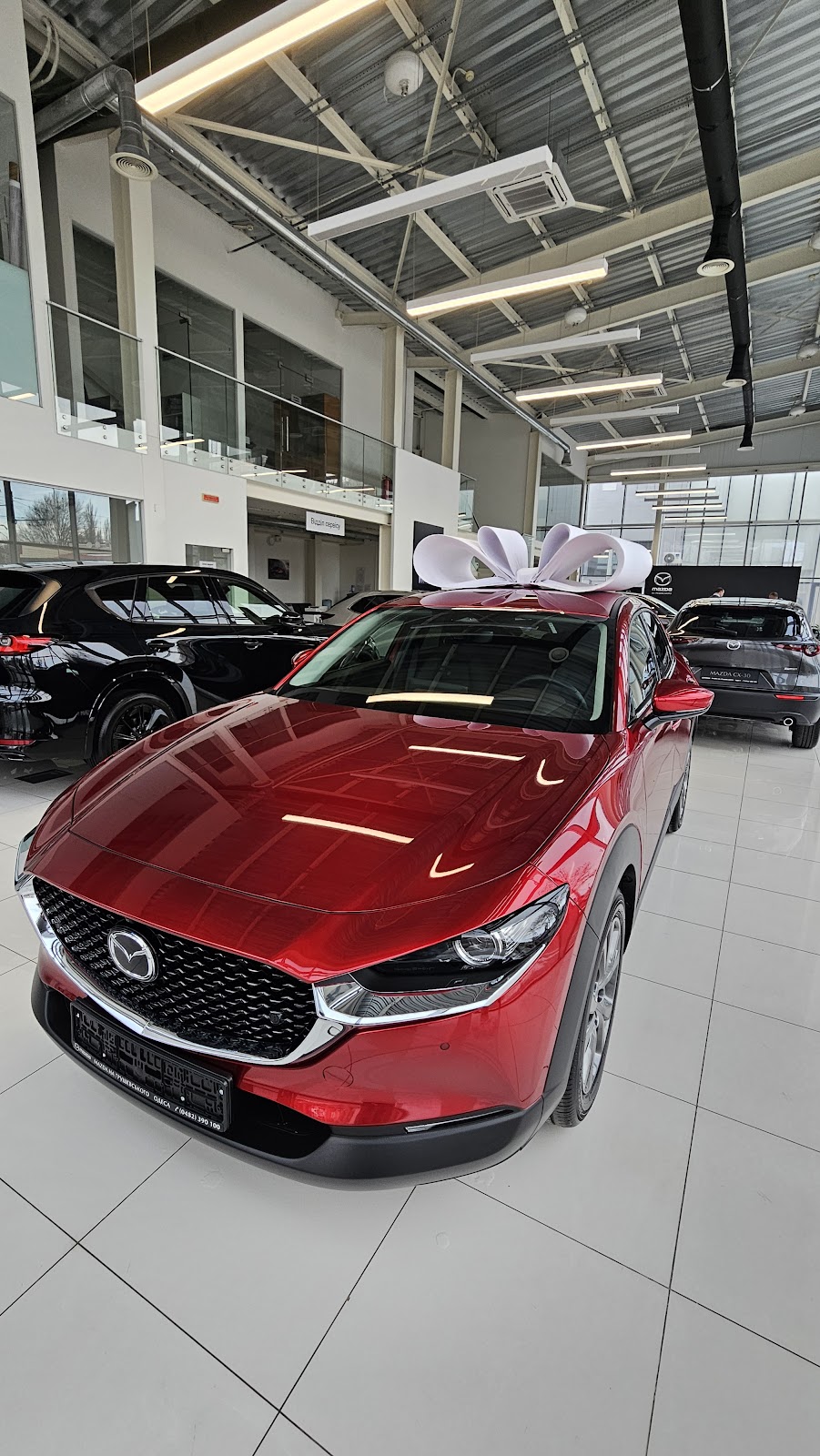 Автосалон Mazda на Грушевського