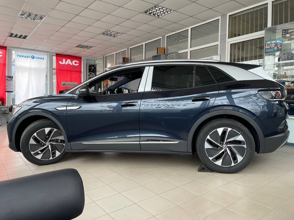 Автосалон «Укравтоснаб»