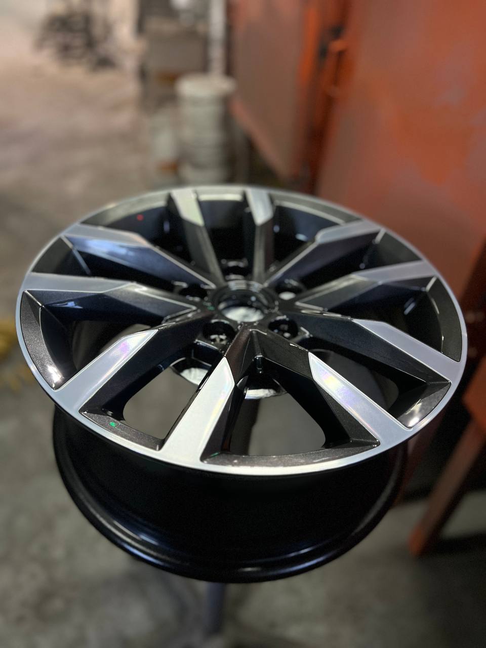 BEST WHEELS (Центр реставрації дисків, шиномонтаж)