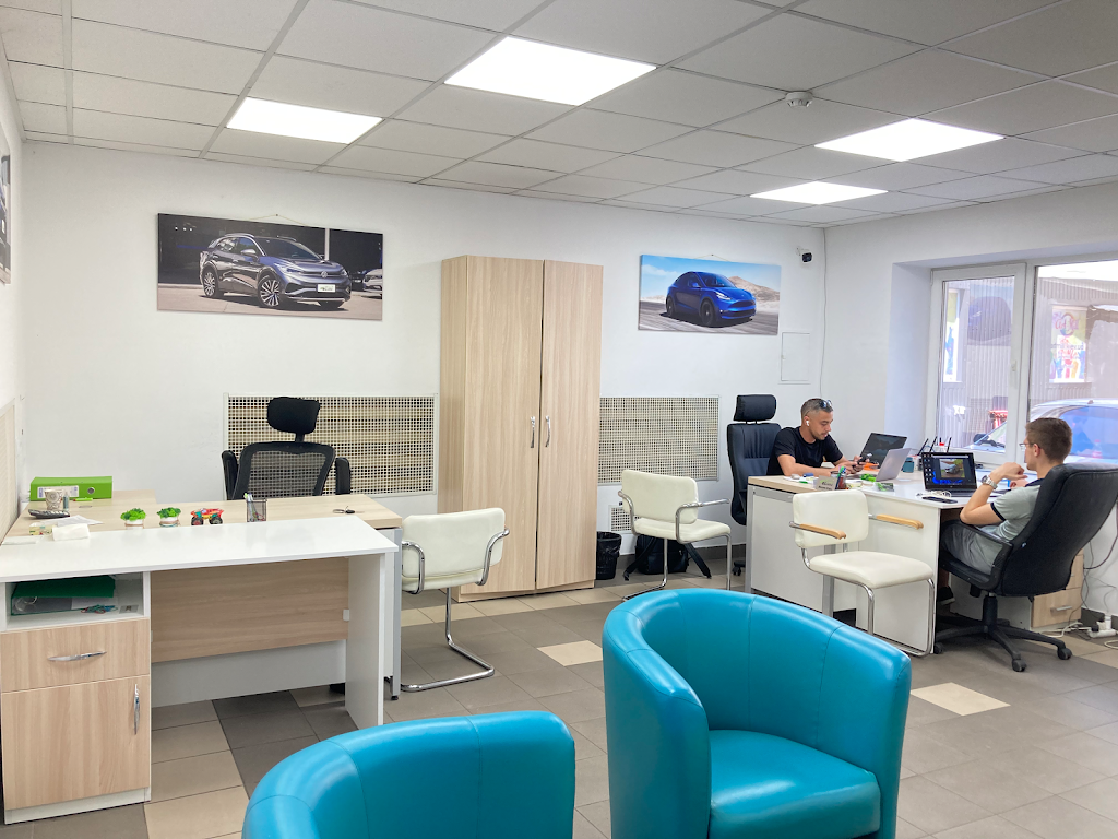 Электромобили Киев. Автосалон Elcars