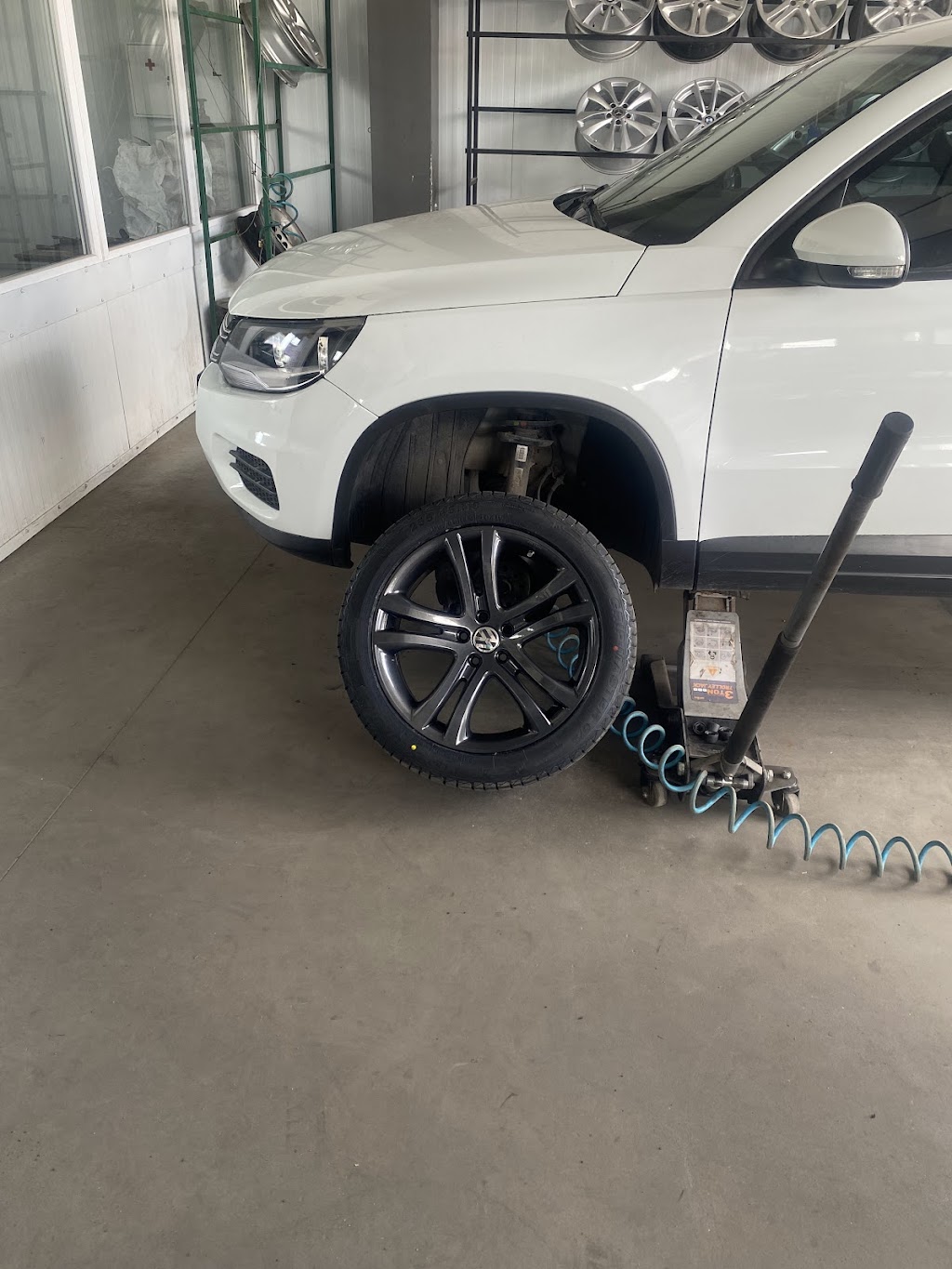 КОМПЛЕКС “GARAGE”