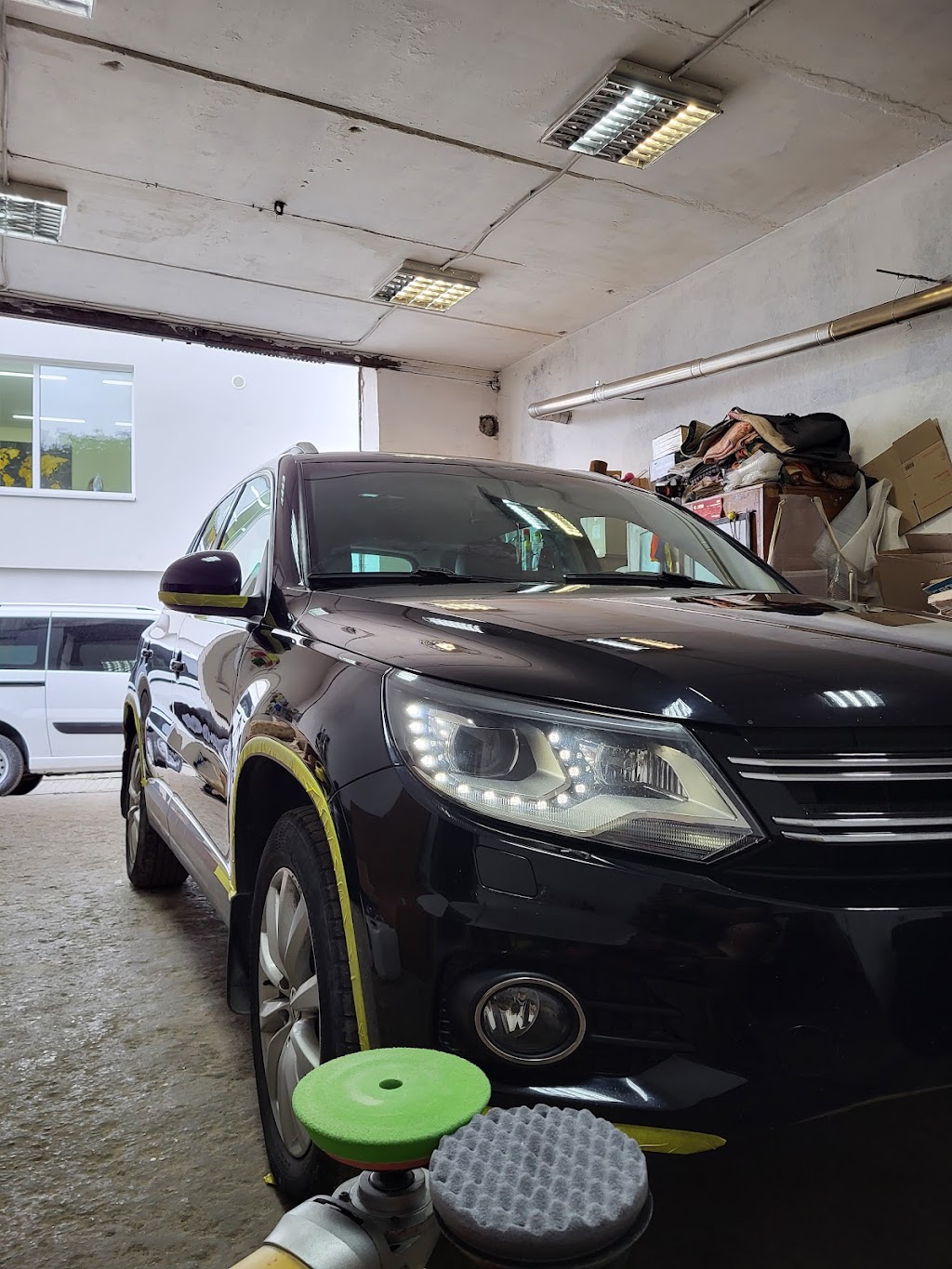 “Lilu Detailing” Полірування та хімчистка автомобіля