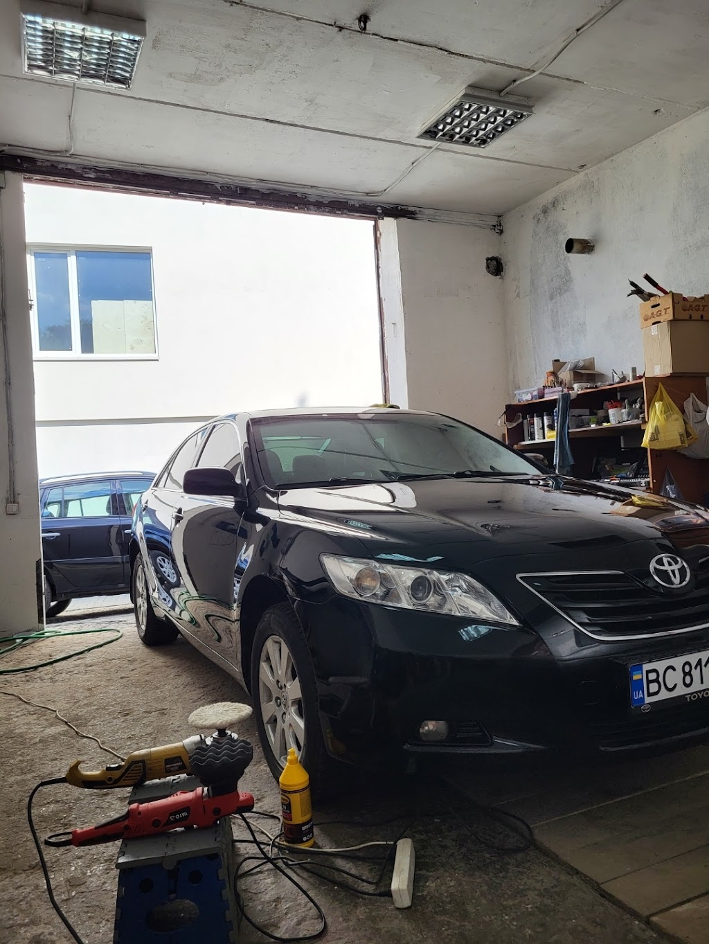“Lilu Detailing” Полірування та хімчистка автомобіля