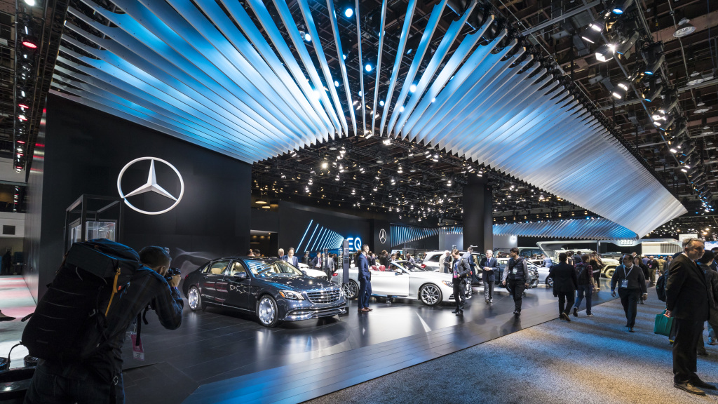 Mercedes-Benz “Віктор і сини”