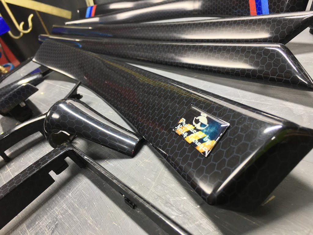 Noisy Garage