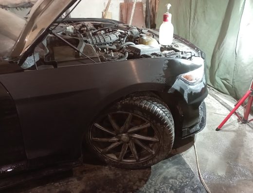 Повна та часткова поліровка автомобіля. Захисне воскування кузова авто.Нанесення захисного лаку на фари. Полірування фар.