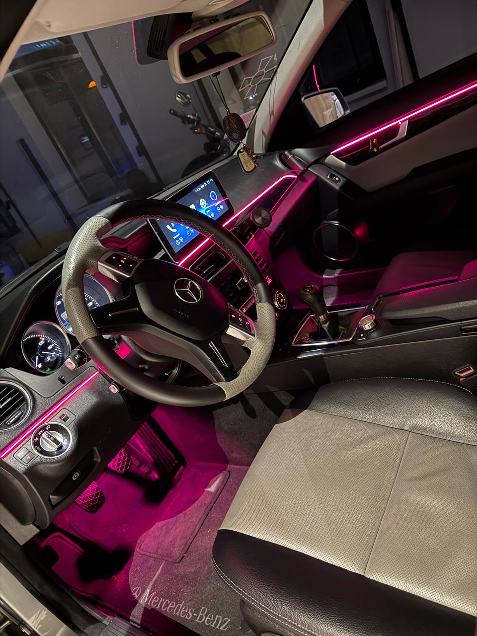 RKAUTOSTUDIO