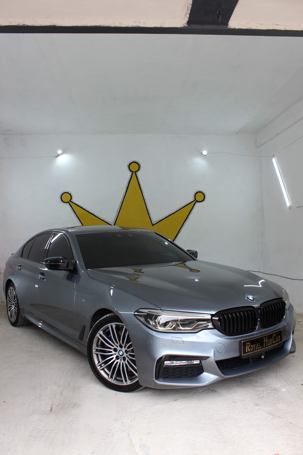 Royal HubCar