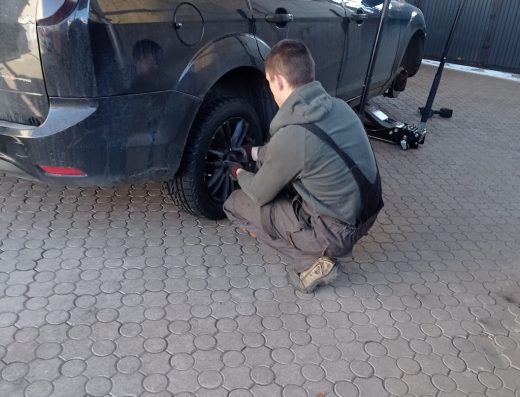 ШИНОМОНТАЖ «Raider Tires»