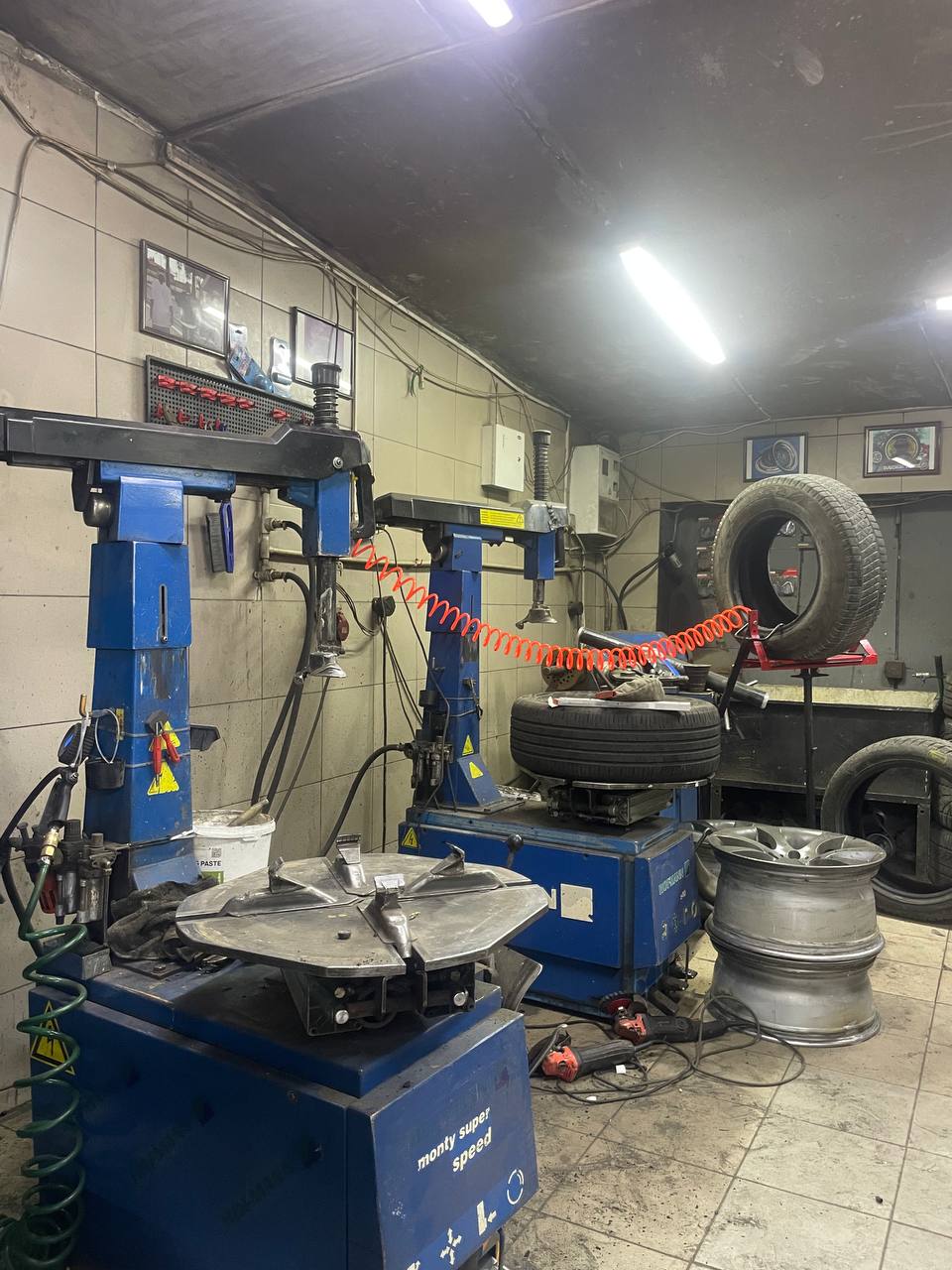 Шиномонтаж «Raider Tires»
