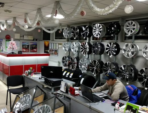 ШипШина магазин з продажу:шин,дисків ,АКБ