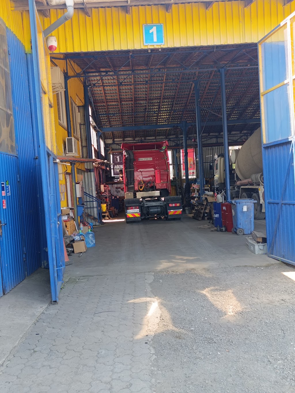 TIR+BUS СТО Ужгород (Автосервіс “КАМІОН”)