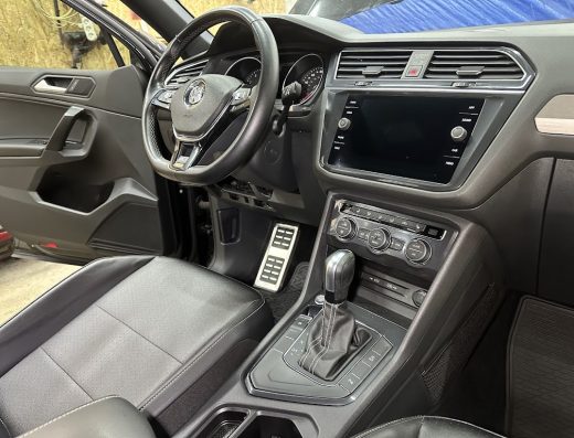 BRAVO DETAIL | хімчистка авто | полірування авто | полірування скла | полірування фар