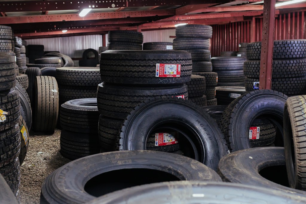 Шиномонтаж TIR / Шинний сервіс RENAMAX – Ренамакс ARENA TIRES