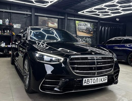АВТОЛІКАРня Кузовний ремонт/Детейлінг