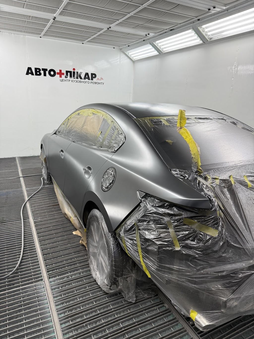 АВТОЛІКАРня Кузовний ремонт/Детейлінг